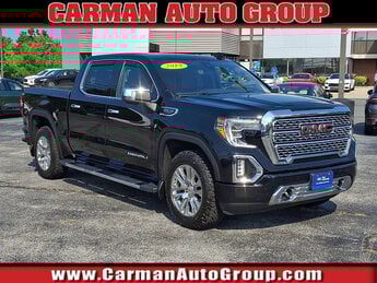 2019 GMC Sierra 1500 Denali EcoTec3 5.3L V-8 gasoline direct injection, variable valve control, regular unleaded, engine with cylinder deactivation and 355HP Automatic Truck