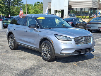 2022 Lincoln Corsair Standard SUV Automatic 2L I-4 gasoline direct injection, DOHC, Ti-VCT variable valve control, intercooled turbo, premium unleaded, engine with 250HP 4 Door FWD
