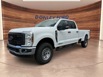 2025 Oxford White Ford Super Duty F-350 SRW XL Power Stroke 6.7L V8 DI 32V OHV Turbodiesel Engine Truck 4X4 Automatic 4 Door