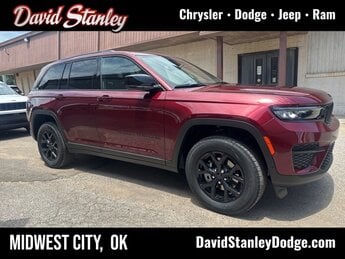 2025 Velvet Red Pearlcoat Jeep Grand Cherokee Altitude 4 Door Automatic 3.6L V6 24V VVT Engine
