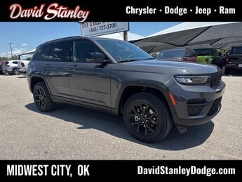 2025 Baltic Gray Metallic Clearcoat Jeep Grand Cherokee Altitude 3.6L V6 24V VVT Engine RWD 4 Door