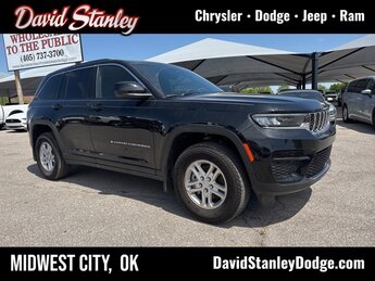 2025 Jeep Grand Cherokee Laredo Automatic 3.6L V6 24V VVT Engine SUV RWD