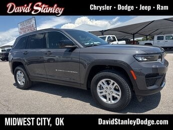 2025 Jeep Grand Cherokee Laredo Automatic SUV 3.6L V6 24V VVT Engine 4 Door
