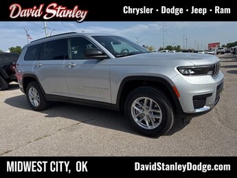 2025 Jeep Grand Cherokee L Laredo 4 Door Automatic 3.6L V6 24V VVT Engine SUV