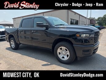 2026 Diamond Black Crystal Pearlcoat Ram 1500 Tradesman 3.0L I6 Engine 4X4 Truck 4 Door