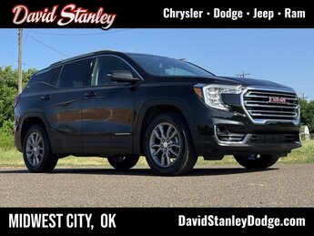 2024 Ebony Twilight Metallic GMC Terrain SLT 4 Door Automatic 1.5L DOHC Engine