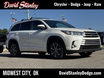 2018 Blizzard Pearl Toyota Highlander SE Automatic AWD 3.5L V6 Engine 4 Door