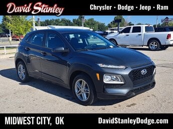 2021 Thunder Gray Hyundai Kona SE 4 Door I4 Engine Automatic SUV FWD
