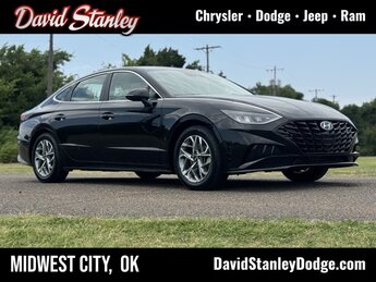 2023 Hyundai Sonata SEL 4 Door 2.5L I4 Engine Automatic
