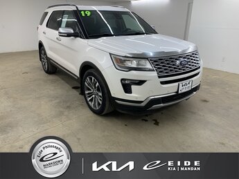 2019 White Platinum Metallic Tri-Coat Ford Explorer Platinum 4X4 SUV 3.5L V6 Engine