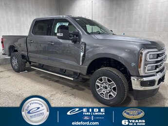 2025 Carbonized Gray Metallic Ford Super Duty F-350 SRW Lariat 4 Door Automatic 7.3L V8 PFI SOHC 16V Federal 405hp Engine