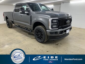 2025 Ford Super Duty F-350 SRW Lariat Black Appearance Truck Power Stroke 6.7L V8 DI 32V OHV Turbodiesel Engine Automatic 4X4