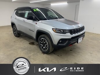 2024 Jeep Compass Trailhawk 2.0L I4 DOHC Engine 4X4 4 Door SUV Automatic