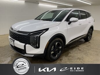 2026 Glacial White Pearl Kia Sportage LX 4 Door AWD SUV