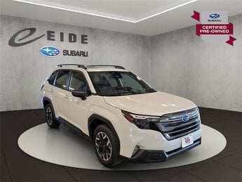 2025 Crystal White Pearl Subaru Forester Premium SUV AWD 2.5L 4-Cylinder DOHC 16V Engine Automatic (CVT)
