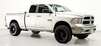 2017 Ram 1500 SLT 4X4 4 Door V6 Cylinder Engine Truck Automatic