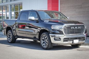 2025 Diamond Black Crystal Pearlcoat Ram 1500 Laramie Truck 3.0L I6 Engine 4X4