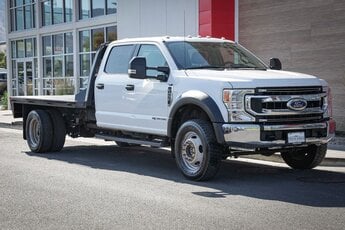 2020 Oxford White Ford Super Duty F-450 DRW XLT 4X4 Power Stroke 6.7L V8 DI 32V OHV Turbodiesel Engine Truck 4 Door