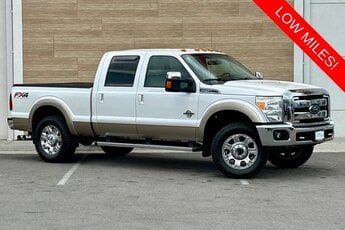2013 White Ford Super Duty F-250 SRW Lariat Truck Power Stroke 6.7L V8 DI 32V OHV Turbodiesel Engine Automatic 4X4 4 Door