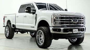 2024 Ford Super Duty F-250 SRW LARIAT 8 Cylinder Engine 4 Door Truck