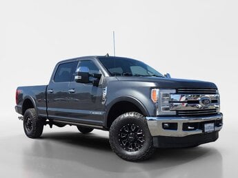 2019 Ford Super Duty F-350 SRW Lariat Truck Power Stroke 6.7L V8 DI 32V OHV Turbodiesel Engine Automatic 4 Door