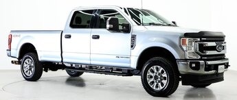 2022 Ford Super Duty F-350 SRW XLT 4X4 8 Cylinder Engine Truck Automatic