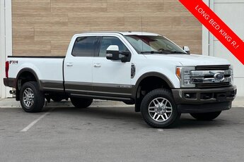 2017 Ford Super Duty F-350 SRW King Ranch Truck Power Stroke 6.7L V8 DI 32V OHV Turbodiesel Engine Automatic