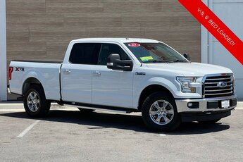 2017 White Ford F-150 XLT Truck 4 Door 4X4 Automatic