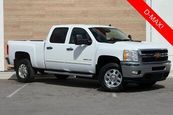 2012 Summit White Chevrolet Silverado 3500HD LT 4X4 Duramax 6.6L V8 Turbodiesel Engine Automatic