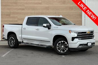 2023 White Chevrolet Silverado 1500 High Country Automatic EcoTec3 5.3L V8 Engine 4X4 Truck