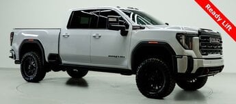 2025 GMC Sierra 3500HD AT4 Duramax 6.6L V8 Turbodiesel Engine Automatic 4 Door Truck