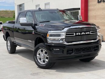 2024 Diamond Black Crystal Pearlcoat Ram 2500 Laramie Truck 4X4 Cummins 6.7L I6 Turbodiesel Engine Automatic