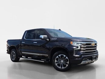 2022 Dark Ash Metallic Chevrolet Silverado 1500 High Country 4 Door 4X4 Truck 3.0L I6 Engine