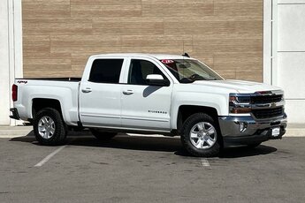 2018 Summit White Chevrolet Silverado 1500 LT Truck EcoTec3 5.3L V8 Engine 4X4