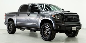 2020 Toyota Tundra 4WD SR5 Automatic 4X4 Truck 8 Cylinder Engine 4 Door