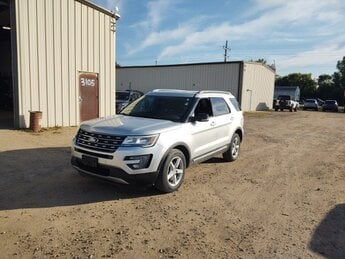 2017 Ford Explorer XLT 4X4 Automatic SUV