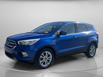 2017 Lightning Blue Metallic Ford Escape SE 4 Door Automatic Intercooled Turbo Regular Unleaded I-4 1.5 L/91 Engine SUV FWD