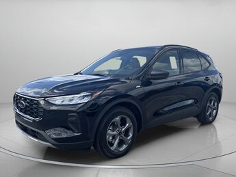 2025 Agate Black Metallic Ford Escape ST-Line 4 Door SUV FWD Automatic Intercooled Turbo Premium Unleaded I-3 1.5 L/91 Engine
