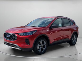 2025 Rapid Red Metallic Tinted Clearcoat Ford Escape ST-Line SUV Intercooled Turbo Premium Unleaded I-3 1.5 L/91 Engine 4 Door