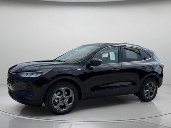 2025 Agate Black Metallic Ford Escape ST-Line FWD Automatic Gas/Electric I-4 2.5 L/152 Engine