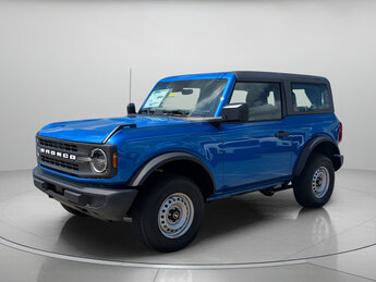2025 Velocity Blue Metallic Ford Bronco 4X4 SUV Manual 2 Door Intercooled Turbo Regular Unleaded I-4 2.3 L/140 Engine