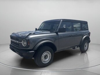 2025 Ford Bronco 4 Door Intercooled Turbo Regular Unleaded I-4 2.3 L/140 Engine Automatic 4X4 SUV