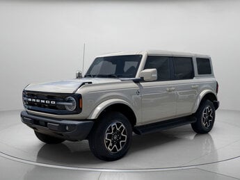 2025 Ford Bronco Outer Banks SUV Intercooled Turbo Regular Unleaded I-4 2.3 L/140 Engine 4X4 4 Door