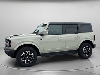 2025 Ford Bronco Outer Banks SUV 4X4 Automatic