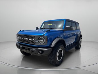 2025 Ford Bronco Badlands Twin Turbo Regular Unleaded V-6 2.7 L/164 Engine 4 Door 4X4