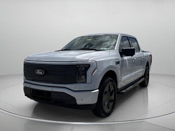 2025 Space White Metallic Ford F-150 Lightning Flash Crew Cab Pickup AWD Electric Engine Truck 4 Door Automatic