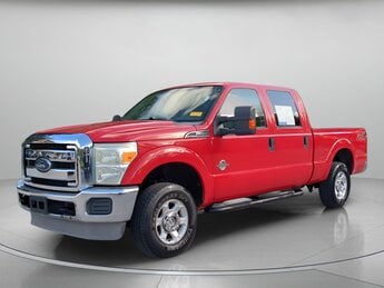 2013 Ford Super Duty F-250 SRW XLT Crew Cab Pickup Turbocharged Diesel V8 6.7L/406 Engine Automatic 4 Door 4X4 Truck