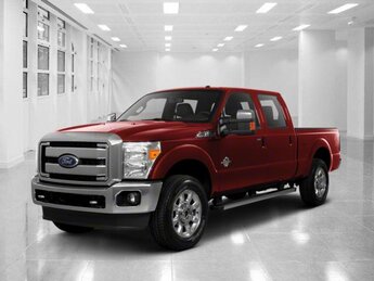 2013 Ford Super Duty F-250 SRW XLT Crew Cab Pickup Turbocharged Diesel V8 6.7L/406 Engine 4 Door Truck Automatic