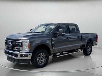 2025 Ford Super Duty F-250 SRW XLT Crew Cab Pickup 4X4 Automatic Intercooled Turbo Diesel V-8 6.7 L/406 Engine