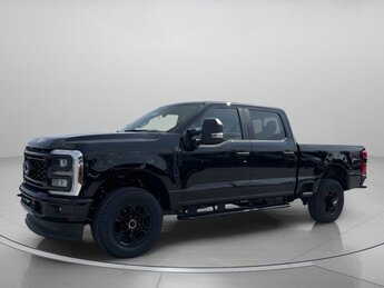 2025 Ford Super Duty F-250 SRW XL Regular Unleaded V-8 6.8 L/415 Engine 4X4 Automatic